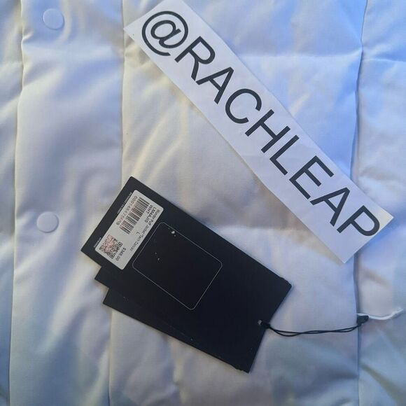 $348 Lululemon Wunder Puff Jacket tech canvas Large - Picture 8 of 8